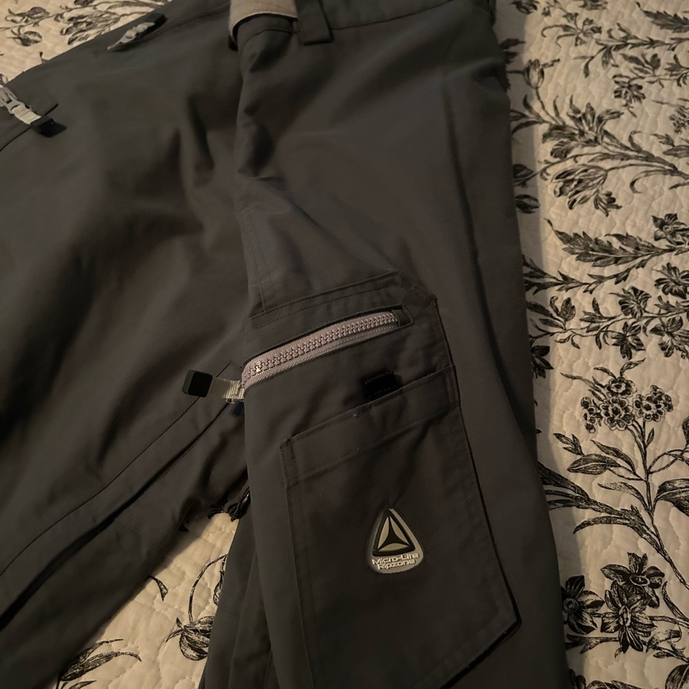 Ripzone snowboard pants